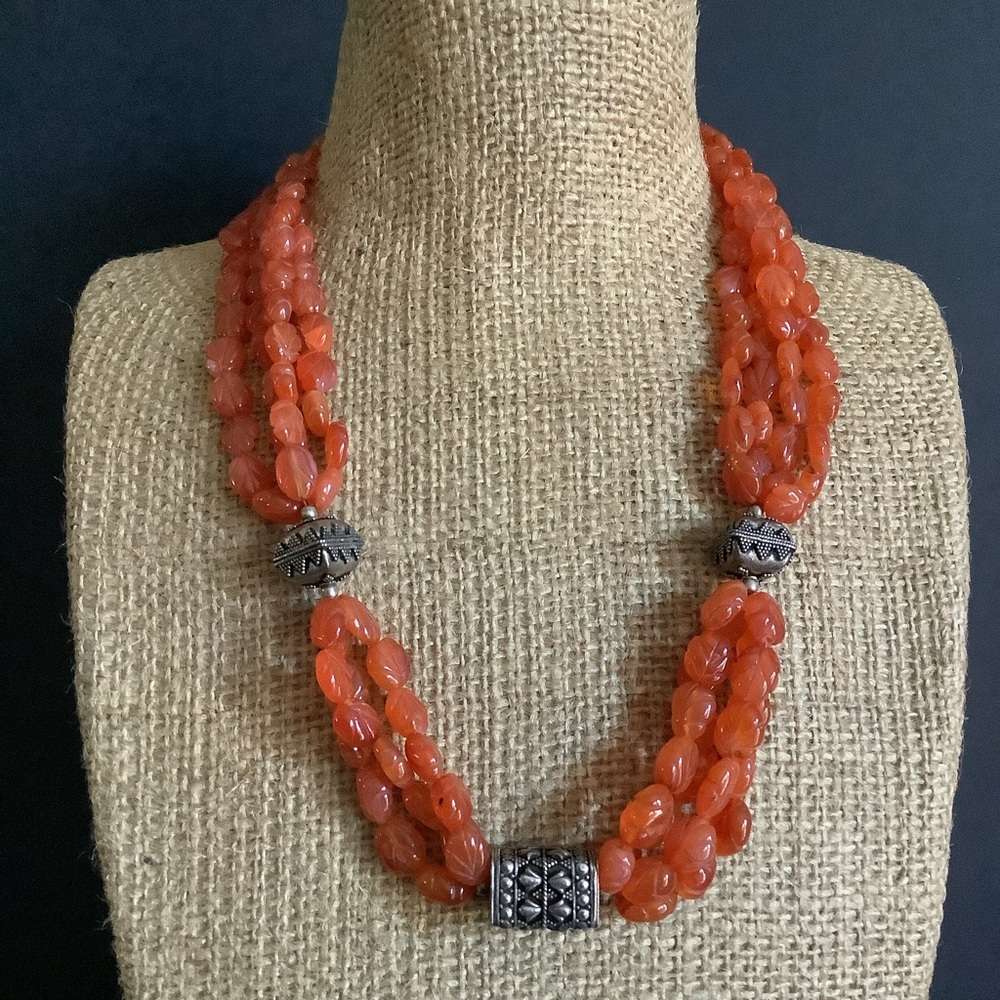 Novica Indian 925 s silver genuine carved orange red agate bead necklace.